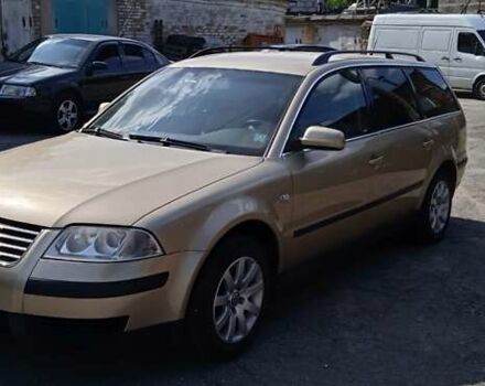 Бежевый Фольксваген Пассат, объемом двигателя 2 л и пробегом 313 тыс. км за 5800 $, фото 1 на Automoto.ua