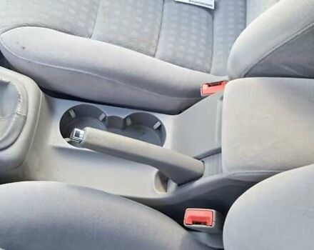 Бежевый Фольксваген Пассат, объемом двигателя 2 л и пробегом 313 тыс. км за 5800 $, фото 17 на Automoto.ua