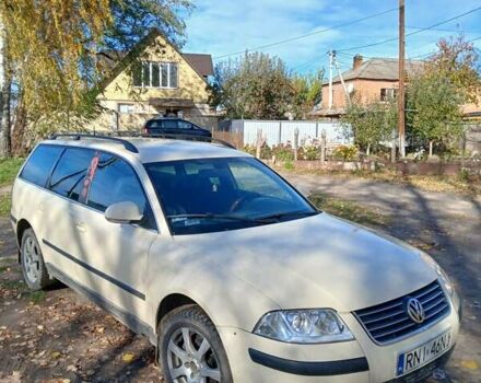 Фольксваген Пассат 2004 в Гниване на Automoto.ua Бежевый Фольксваген Пассат, объемом двигателя 1.9 л и пробегом 320 тыс. км за 1600 $, фото 5 на Automoto.ua