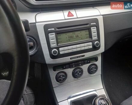 Бежевый Фольксваген Пассат, объемом двигателя 1.6 л и пробегом 241 тыс. км за 6700 $, фото 6 на Automoto.ua