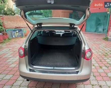 Бежевый Фольксваген Пассат, объемом двигателя 1.6 л и пробегом 241 тыс. км за 6700 $, фото 23 на Automoto.ua