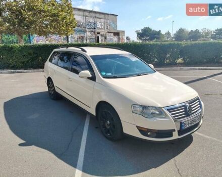 Бежевий Фольксваген Пассат, об'ємом двигуна 2 л та пробігом 360 тис. км за 5999 $, фото 1 на Automoto.ua