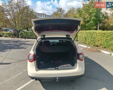 Бежевий Фольксваген Пассат, об'ємом двигуна 2 л та пробігом 360 тис. км за 5999 $, фото 23 на Automoto.ua