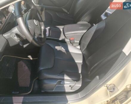 Бежевий Фольксваген Пассат, об'ємом двигуна 2 л та пробігом 360 тис. км за 5999 $, фото 4 на Automoto.ua