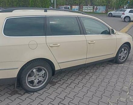 Бежевий Фольксваген Пассат, об'ємом двигуна 2 л та пробігом 304 тис. км за 6500 $, фото 6 на Automoto.ua