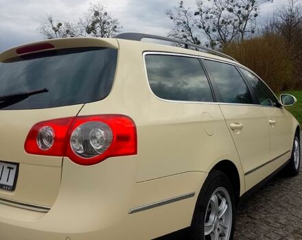 Бежевый Фольксваген Пассат, объемом двигателя 2 л и пробегом 300 тыс. км за 6200 $, фото 2 на Automoto.ua