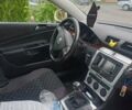 Бежевий Фольксваген Пассат, об'ємом двигуна 2 л та пробігом 304 тис. км за 6500 $, фото 2 на Automoto.ua