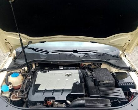 Бежевый Фольксваген Пассат, объемом двигателя 2 л и пробегом 300 тыс. км за 6200 $, фото 10 на Automoto.ua