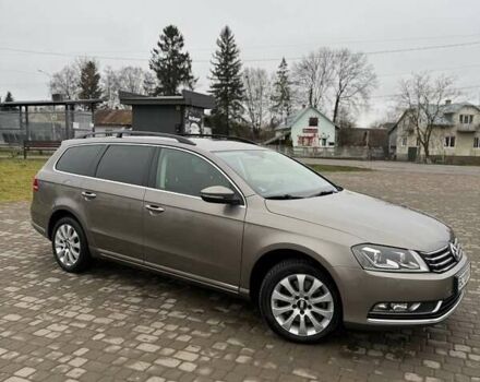 Бежевий Фольксваген Пассат, об'ємом двигуна 2 л та пробігом 230 тис. км за 9400 $, фото 6 на Automoto.ua
