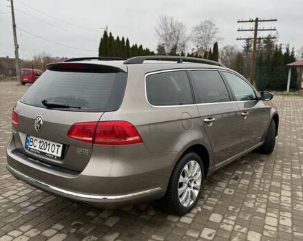 Бежевий Фольксваген Пассат, об'ємом двигуна 2 л та пробігом 230 тис. км за 9400 $, фото 4 на Automoto.ua