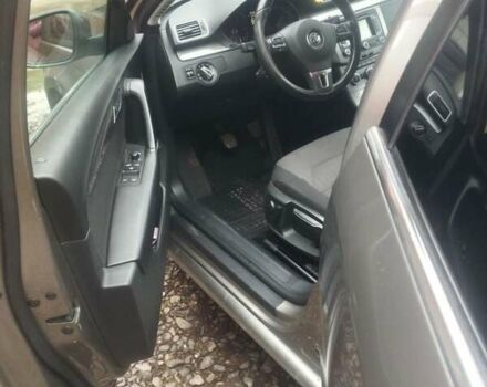 Бежевий Фольксваген Пассат, об'ємом двигуна 2 л та пробігом 243 тис. км за 10900 $, фото 5 на Automoto.ua