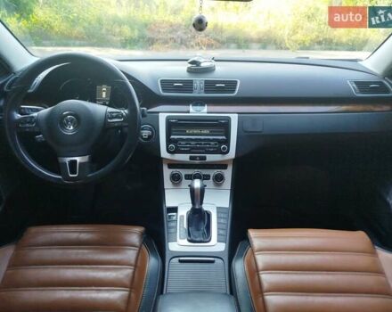 Бежевый Фольксваген Пассат, объемом двигателя 2 л и пробегом 420 тыс. км за 10300 $, фото 22 на Automoto.ua