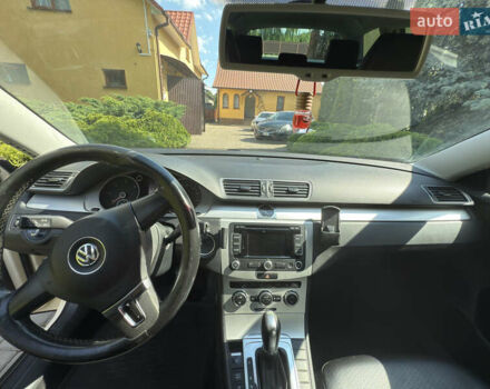 Бежевий Фольксваген Пассат, об'ємом двигуна 2 л та пробігом 284 тис. км за 9800 $, фото 21 на Automoto.ua