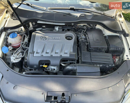 Бежевий Фольксваген Пассат, об'ємом двигуна 2 л та пробігом 284 тис. км за 9800 $, фото 33 на Automoto.ua