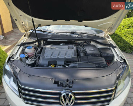 Бежевий Фольксваген Пассат, об'ємом двигуна 2 л та пробігом 284 тис. км за 9800 $, фото 32 на Automoto.ua