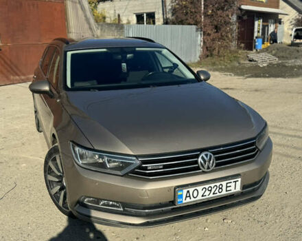 Бежевый Фольксваген Пассат, объемом двигателя 1.6 л и пробегом 300 тыс. км за 12000 $, фото 12 на Automoto.ua
