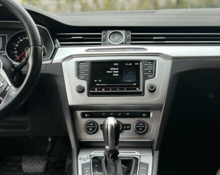 Бежевий Фольксваген Пассат, об'ємом двигуна 2 л та пробігом 265 тис. км за 13200 $, фото 15 на Automoto.ua