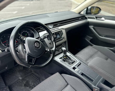 Бежевий Фольксваген Пассат, об'ємом двигуна 2 л та пробігом 265 тис. км за 13200 $, фото 10 на Automoto.ua