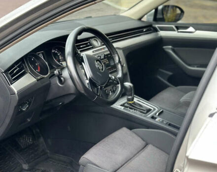 Бежевий Фольксваген Пассат, об'ємом двигуна 2 л та пробігом 265 тис. км за 13200 $, фото 9 на Automoto.ua