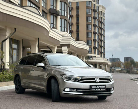 Бежевий Фольксваген Пассат, об'ємом двигуна 2 л та пробігом 265 тис. км за 13200 $, фото 2 на Automoto.ua