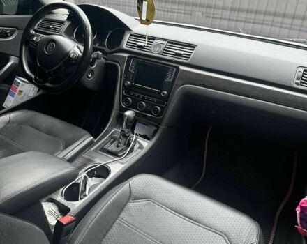 Бежевий Фольксваген Пассат, об'ємом двигуна 1.8 л та пробігом 179 тис. км за 12300 $, фото 11 на Automoto.ua