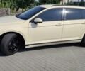 Бежевий Фольксваген Пассат, об'ємом двигуна 2 л та пробігом 397 тис. км за 12199 $, фото 1 на Automoto.ua