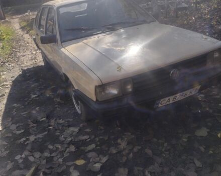 Бежевый Фольксваген Пассат, объемом двигателя 1.6 л и пробегом 224 тыс. км за 800 $, фото 1 на Automoto.ua