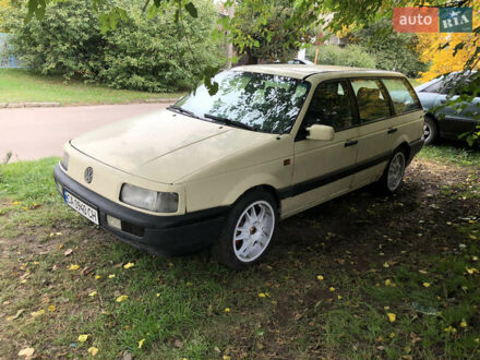 Фольксваген Пассат 1990 в Чигирине на Automoto.ua Бежевый Фольксваген Пассат, объемом двигателя 1.9 л и пробегом 495 тыс. км за 2500 $, фото 1 на Automoto.ua