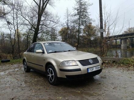 Бежевый Фольксваген Пассат, объемом двигателя 1.9 л и пробегом 270 тыс. км за 2200 $, фото 1 на Automoto.ua