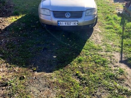 Бежевий Фольксваген Пассат, об'ємом двигуна 2 л та пробігом 300 тис. км за 4000 $, фото 1 на Automoto.ua