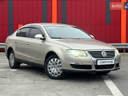Бежевый Фольксваген Пассат, объемом двигателя 1.97 л и пробегом 331 тыс. км за 6290 $, фото 1 на Automoto.ua