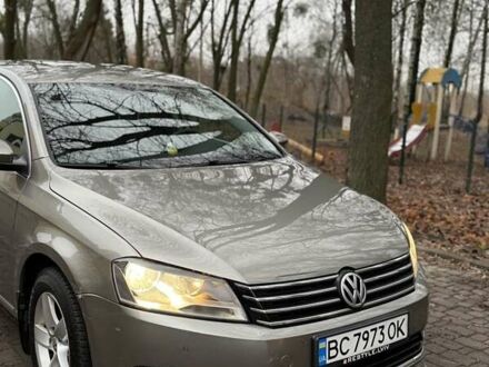 Бежевый Фольксваген Пассат, объемом двигателя 1.97 л и пробегом 214 тыс. км за 9700 $, фото 1 на Automoto.ua