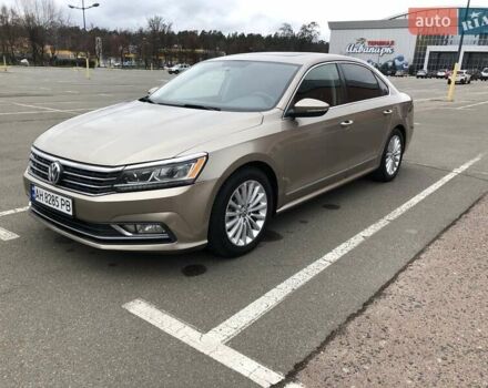Бежевый Фольксваген Пассат, объемом двигателя 1.8 л и пробегом 198 тыс. км за 12000 $, фото 1 на Automoto.ua