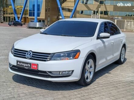 Бежевый Фольксваген Пассат, объемом двигателя 1.8 л и пробегом 123 тыс. км за 11990 $, фото 1 на Automoto.ua