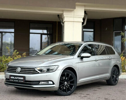 Фольксваген Пассат 2015 у Києві на Automoto.ua Бежевий Фольксваген Пассат, об'ємом двигуна 2 л та пробігом 265 тис. км за 13200 $, фото 1 на Automoto.ua