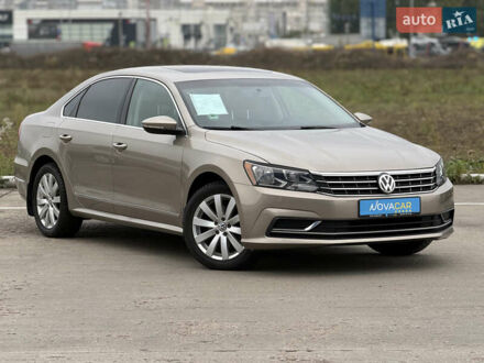 Бежевий Фольксваген Пассат, об'ємом двигуна 1.8 л та пробігом 166 тис. км за 11900 $, фото 1 на Automoto.ua
