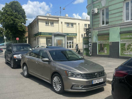 Фольксваген Пассат 2016 у Харкові на Automoto.ua Бежевий Фольксваген Пассат, об'ємом двигуна 1.8 л та пробігом 173 тис. км за 14300 $, фото 1 на Automoto.ua