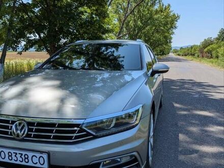 Бежевый Фольксваген Пассат, объемом двигателя 2 л и пробегом 260 тыс. км за 17800 $, фото 1 на Automoto.ua