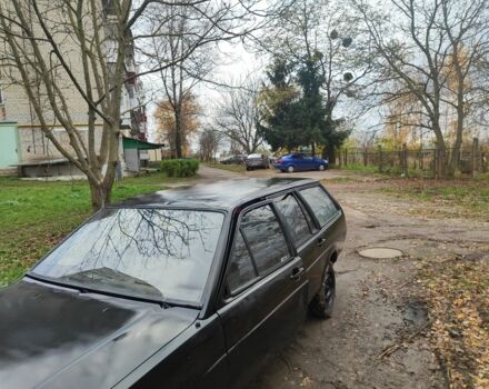 Чорний Фольксваген Пассат, об'ємом двигуна 1.9 л та пробігом 250 тис. км за 501 $, фото 1 на Automoto.ua