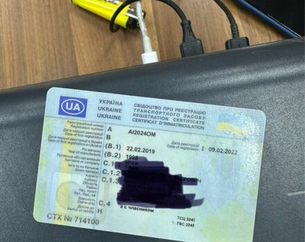 Черный Фольксваген Пассат, объемом двигателя 1.6 л и пробегом 300 тыс. км за 1000 $, фото 7 на Automoto.ua