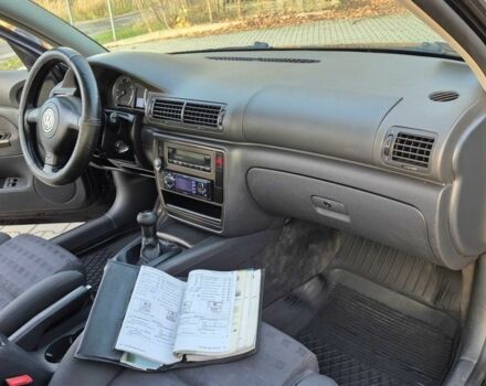 Чорний Фольксваген Пассат, об'ємом двигуна 1.9 л та пробігом 260 тис. км за 1400 $, фото 4 на Automoto.ua