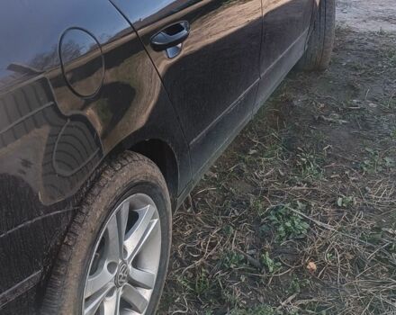 Черный Фольксваген Пассат, объемом двигателя 2 л и пробегом 280 тыс. км за 4550 $, фото 1 на Automoto.ua