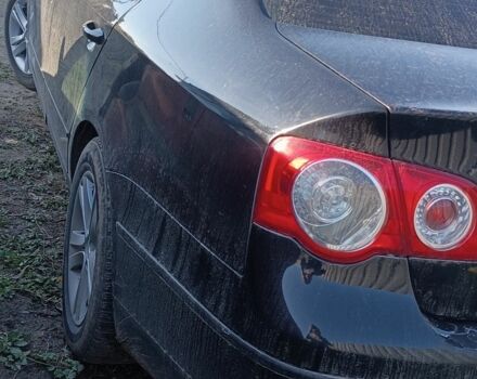 Черный Фольксваген Пассат, объемом двигателя 2 л и пробегом 280 тыс. км за 4550 $, фото 4 на Automoto.ua