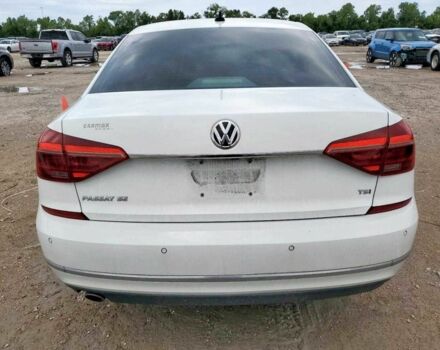 Черный Фольксваген Пассат, объемом двигателя 1.8 л и пробегом 78 тыс. км за 2300 $, фото 5 на Automoto.ua