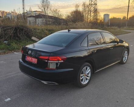 Чорний Фольксваген Пассат, об'ємом двигуна 2 л та пробігом 145 тис. км за 19500 $, фото 2 на Automoto.ua