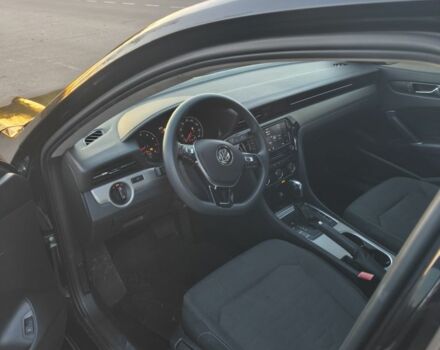 Чорний Фольксваген Пассат, об'ємом двигуна 2 л та пробігом 145 тис. км за 19500 $, фото 5 на Automoto.ua