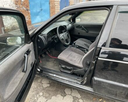 Чорний Фольксваген Пассат, об'ємом двигуна 1.8 л та пробігом 530 тис. км за 1900 $, фото 5 на Automoto.ua