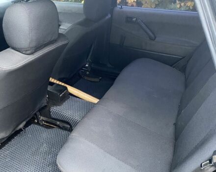 Черный Фольксваген Пассат, объемом двигателя 1.8 л и пробегом 100 тыс. км за 2100 $, фото 5 на Automoto.ua