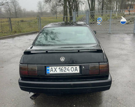 Чорний Фольксваген Пассат, об'ємом двигуна 1.8 л та пробігом 350 тис. км за 1300 $, фото 3 на Automoto.ua