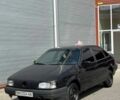 Черный Фольксваген Пассат, объемом двигателя 1.8 л и пробегом 300 тыс. км за 1250 $, фото 1 на Automoto.ua